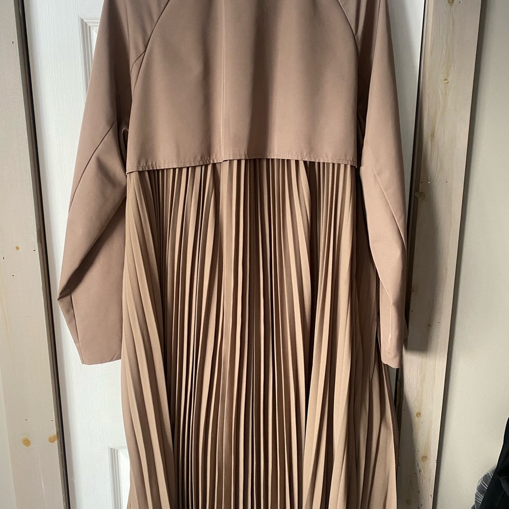 RUDSAK Tan Trench Coat - Picture 4 of 10